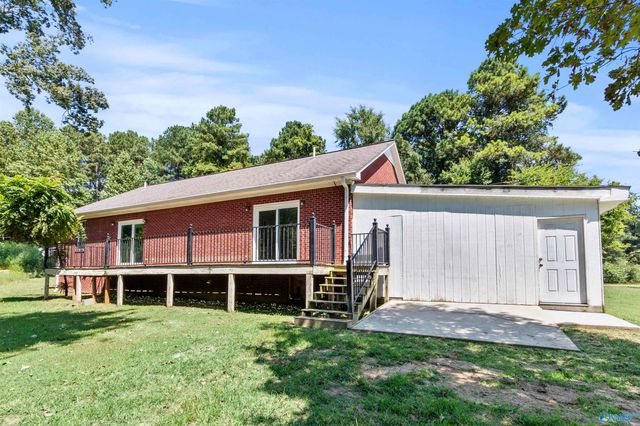 229 Lake Drive, Scottsboro, AL 35769