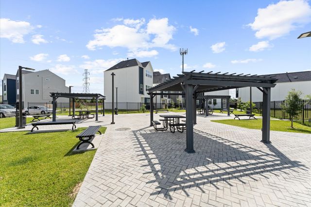 8319 Springwood Canyon Lane, Houston, TX 77055