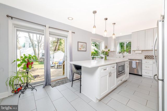 239 HOPKINS RD, Haddonfield, NJ 08033