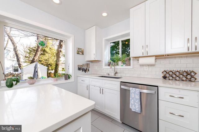 239 HOPKINS RD, Haddonfield, NJ 08033