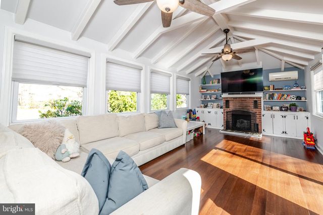 239 HOPKINS RD, Haddonfield, NJ 08033