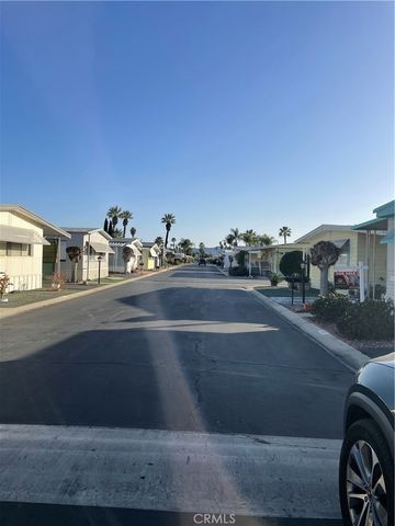 575 S Lyon Avenue 142, Hemet, CA 92543