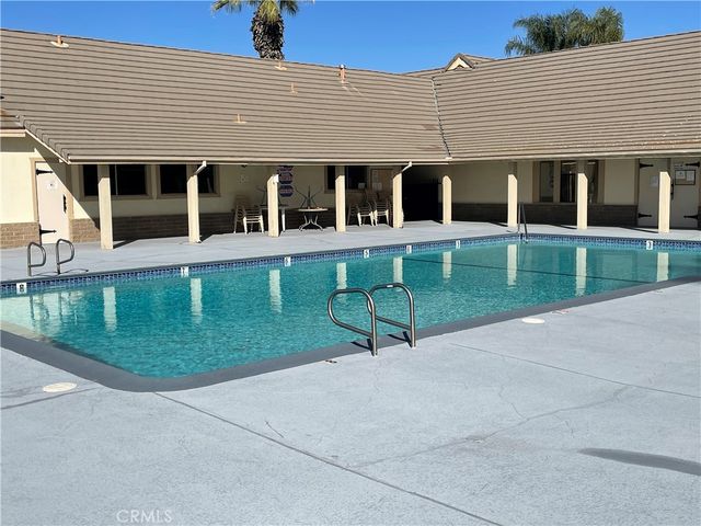575 S Lyon Avenue 142, Hemet, CA 92543