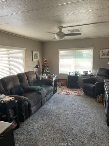 575 S Lyon Avenue 142, Hemet, CA 92543