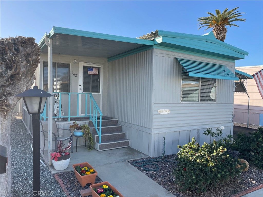 575 S Lyon Avenue 142, Hemet, CA 92543