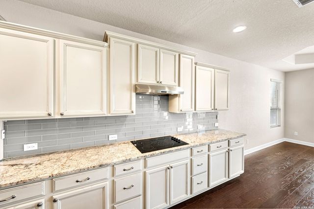 2068 Tejas Pecan, New Braunfels, TX 78130