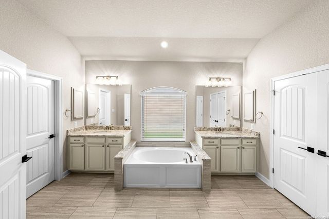 2068 Tejas Pecan, New Braunfels, TX 78130