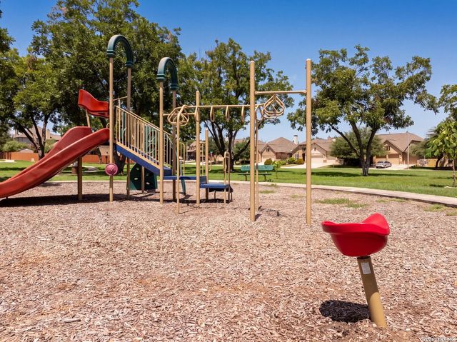 2068 Tejas Pecan, New Braunfels, TX 78130