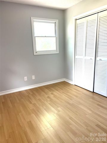 305 Forest Hill Street, Morganton, NC 28655