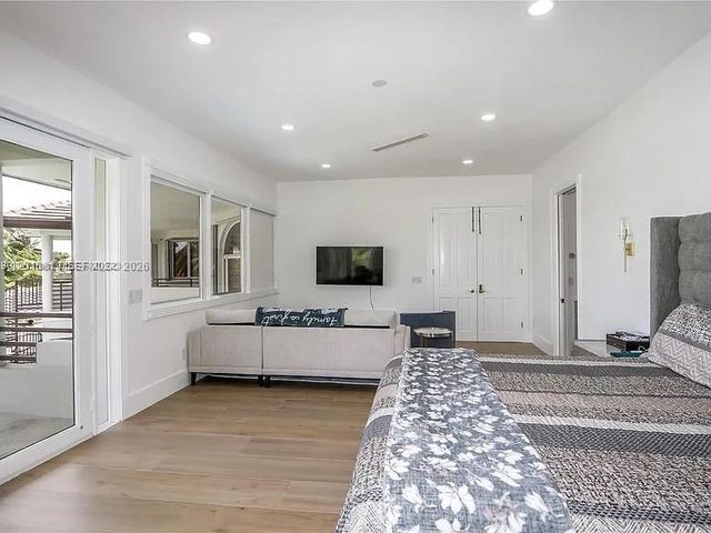 14332 Ardoch Place, Miami Lakes, FL 33016
