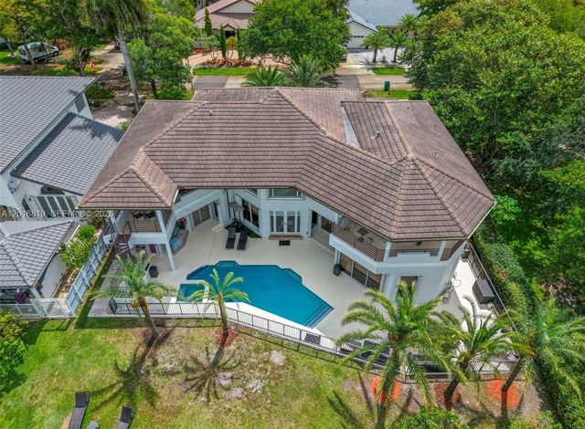 14332 Ardoch Place, Miami Lakes, FL 33016
