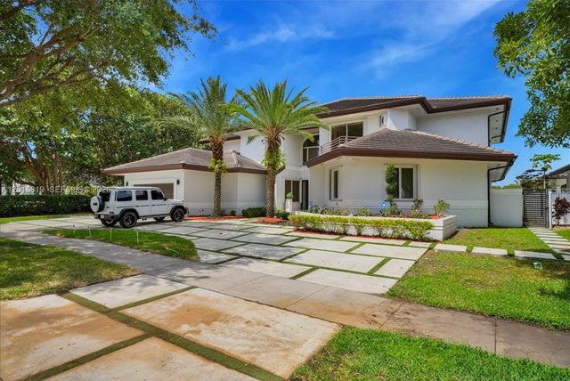 14332 Ardoch Place, Miami Lakes, FL 33016