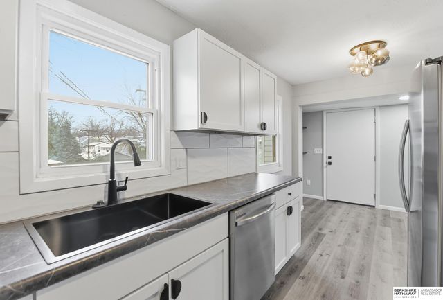 12515 Lamont Street, Omaha, NE 68144