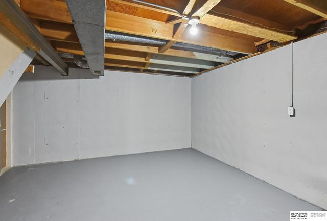 12515 Lamont Street, Omaha, NE 68144