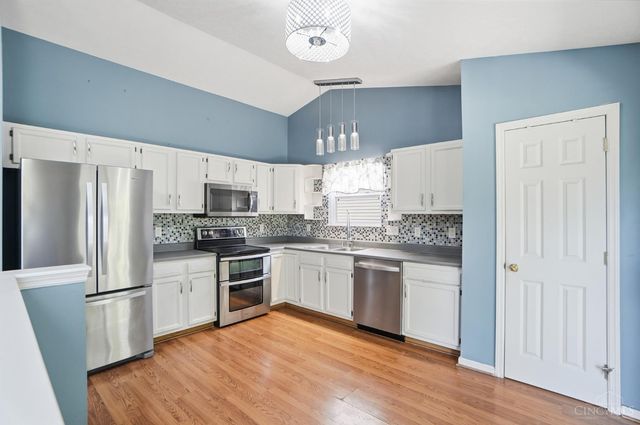 605 Quail Hollow Drive, Trenton, OH 45067