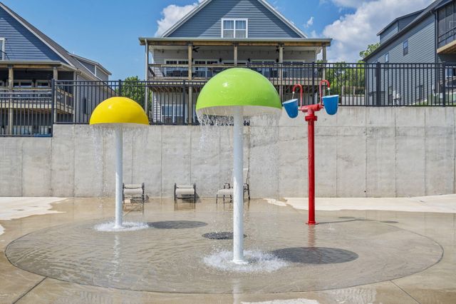 155 Watersound Way, Hollister, MO 65672