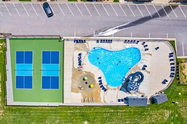155 Watersound Way, Hollister, MO 65672