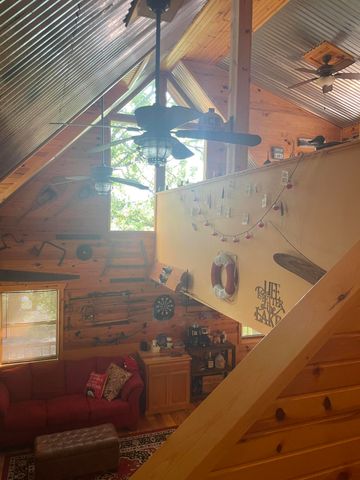 28069 Farm Rd 1198, Eagle Rock, MO 65641
