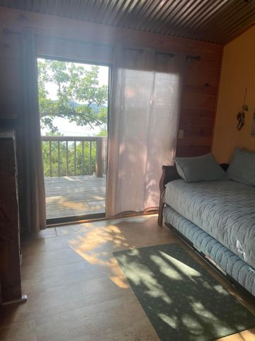 28069 Farm Rd 1198, Eagle Rock, MO 65641