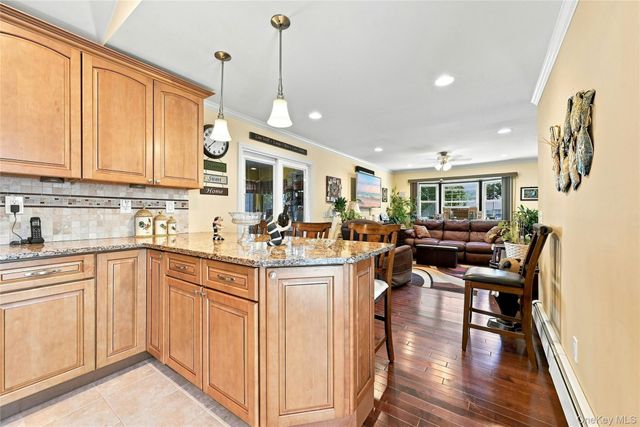 29 Sherwood Drive, Mastic Beach, NY 11951