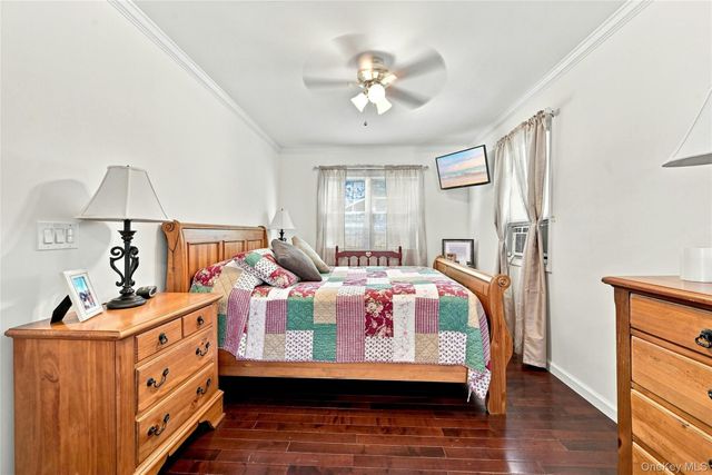 29 Sherwood Drive, Mastic Beach, NY 11951