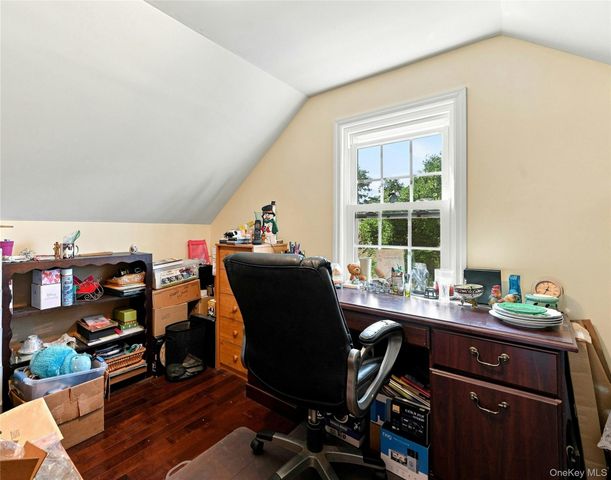 29 Sherwood Drive, Mastic Beach, NY 11951