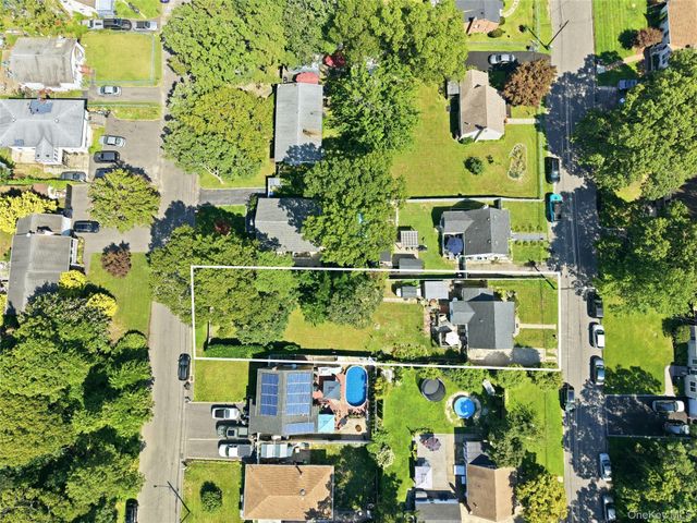 29 Sherwood Drive, Mastic Beach, NY 11951