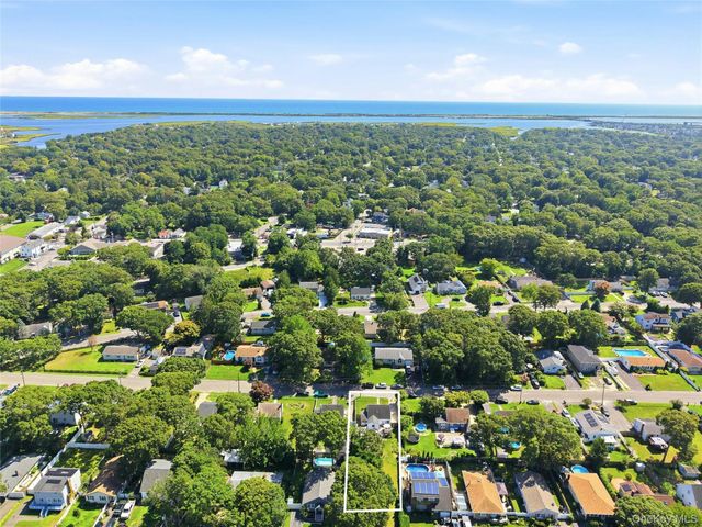 29 Sherwood Drive, Mastic Beach, NY 11951
