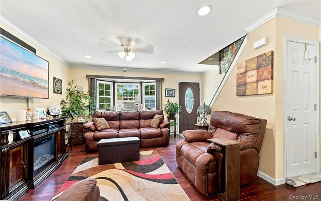 29 Sherwood Drive, Mastic Beach, NY 11951