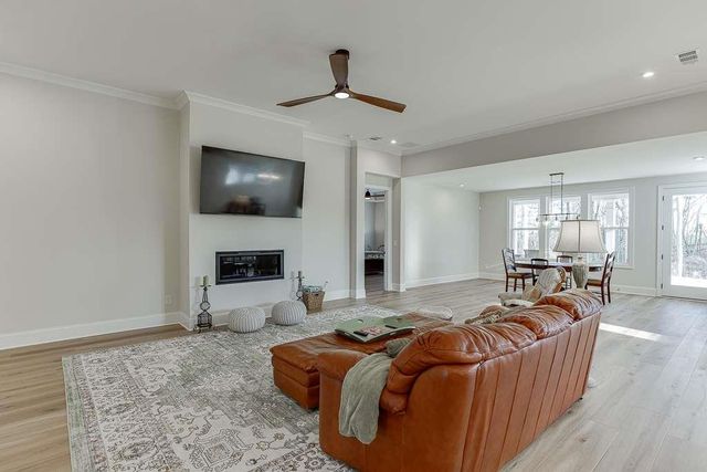 295 Conway Trail, Hoschton, GA 30548