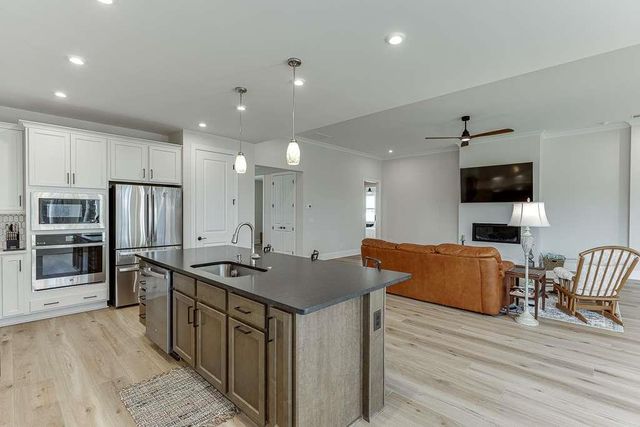295 Conway Trail, Hoschton, GA 30548