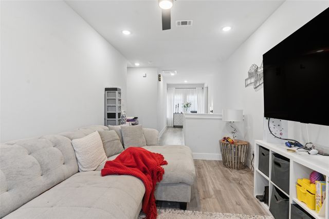 1503 Morrell Avenue, Dallas, TX 75203