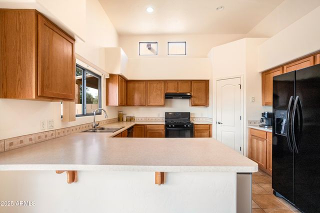 1880 KNOWLTON Street, Sierra Vista, AZ 85635