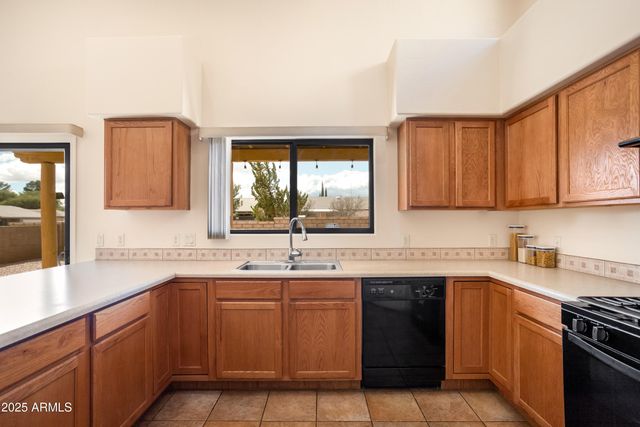 1880 KNOWLTON Street, Sierra Vista, AZ 85635