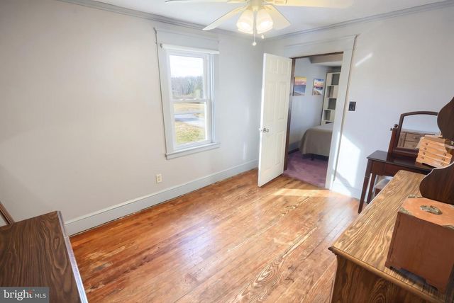229 W HIGH ST, Red Lion, PA 17356