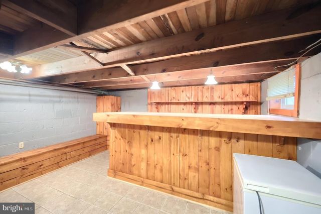 229 W HIGH ST, Red Lion, PA 17356