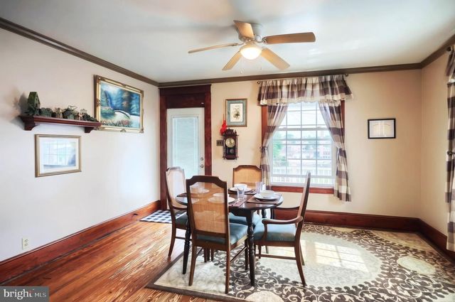 229 W HIGH ST, Red Lion, PA 17356