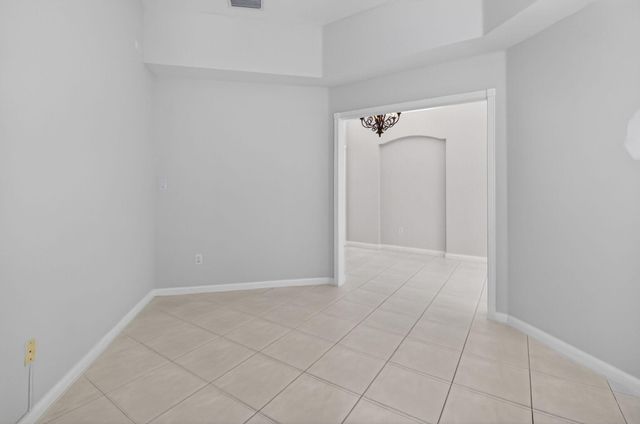 7385 W Mercada Way, Delray Beach, FL 33446