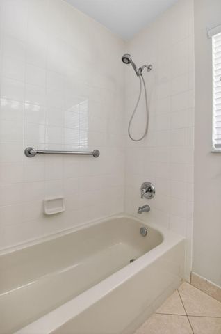 7385 W Mercada Way, Delray Beach, FL 33446