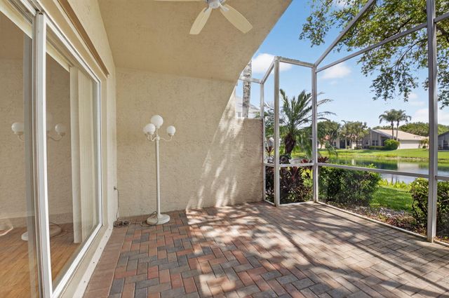 7385 W Mercada Way, Delray Beach, FL 33446