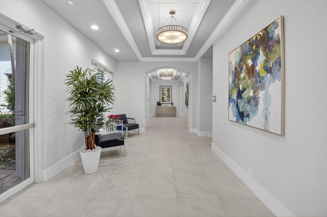 7385 W Mercada Way, Delray Beach, FL 33446