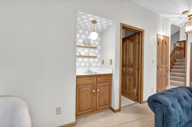 7753 Brandonway Drive, Dublin, OH 43017