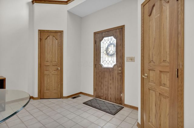 7753 Brandonway Drive, Dublin, OH 43017