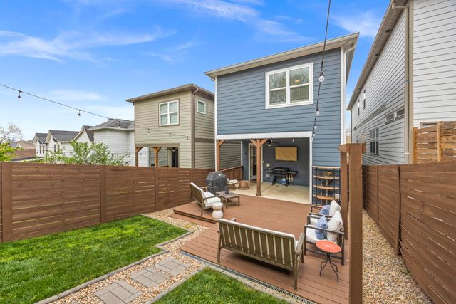 1319B Meridian St, Nashville, TN 37207