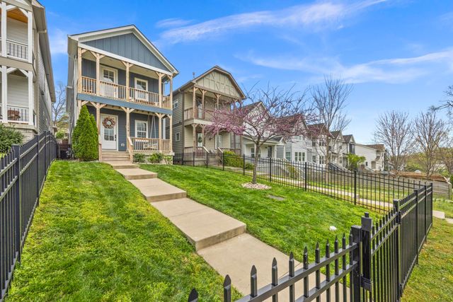 1319B Meridian St, Nashville, TN 37207