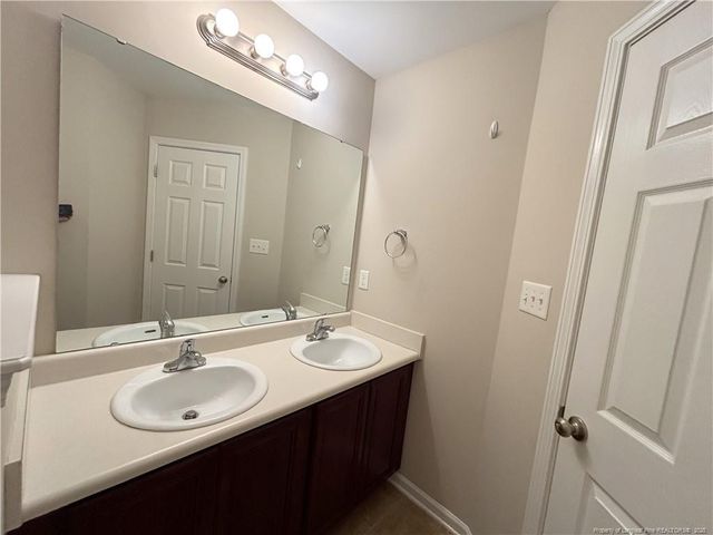 2016 Sir Michael Drive, Hope Mills, NC 28348