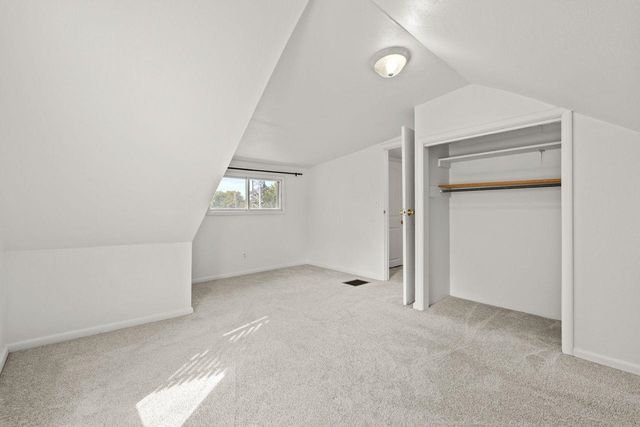 1537 6th Street SW, Minot, ND 58701
