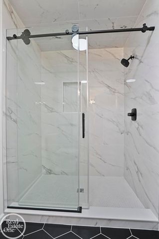 30601 Victoria Court, Chesterfield Twp, MI 48051