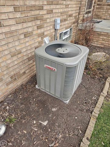 30601 Victoria Court, Chesterfield Twp, MI 48051