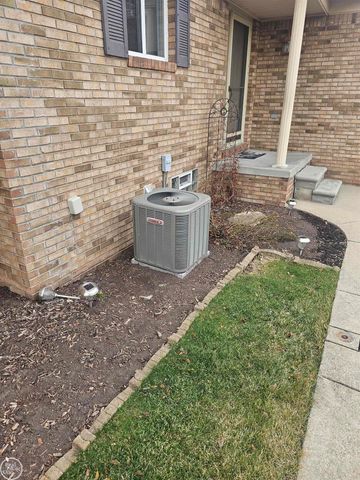 30601 Victoria Court, Chesterfield Twp, MI 48051